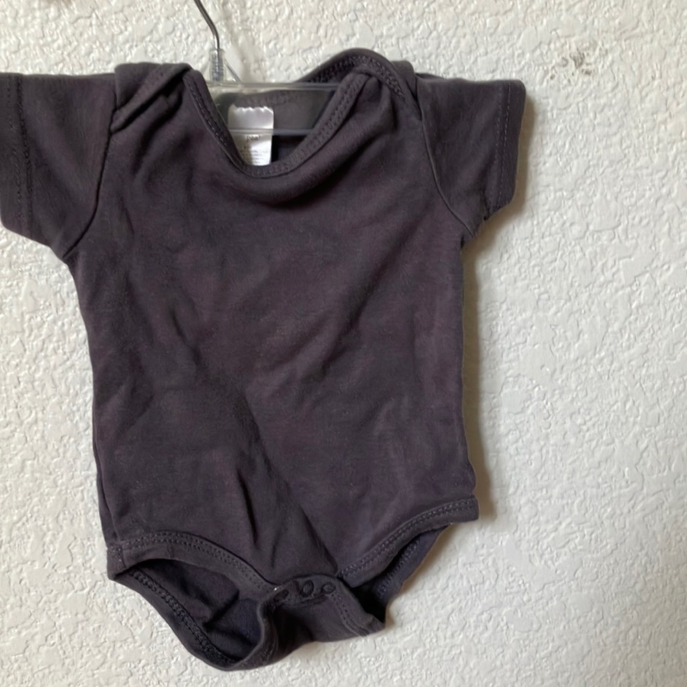 Chick pea one piece 6-9 months